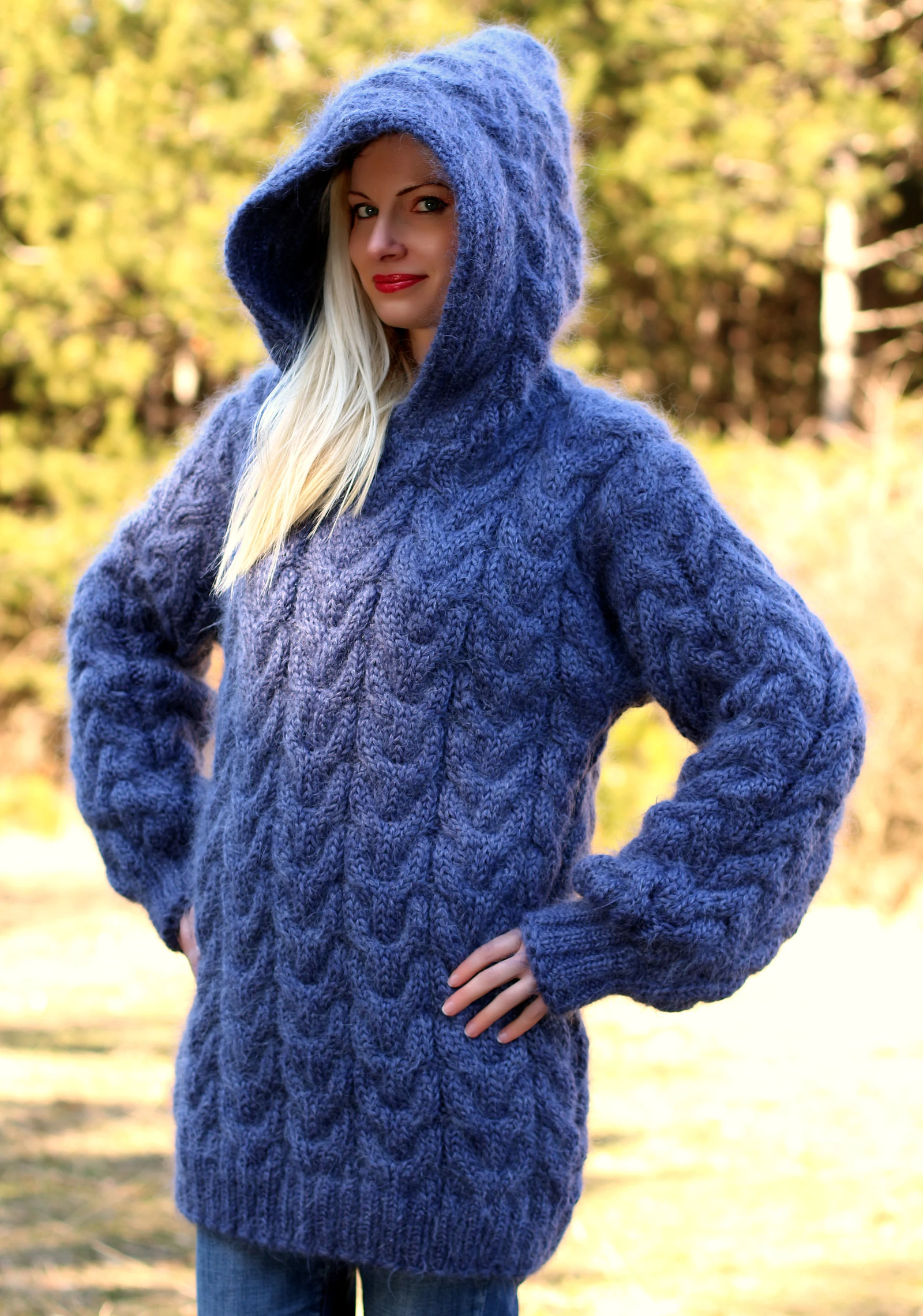 These 24 Cozy Knit Sweaters Will Make You Feel Snug As A Bug This Autumn In  Canada - Narcity